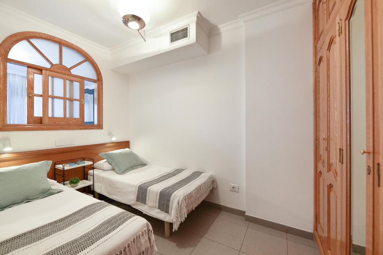 Apartamentos Don Carlos لاس بالماس دي غران كاناريا المظهر الخارجي الصورة